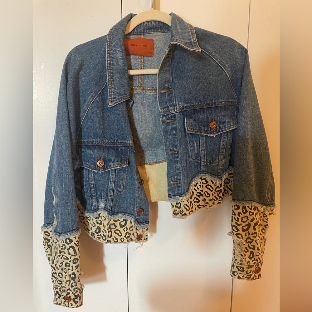Cropped denim jacket leopard